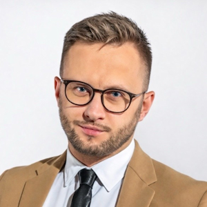 mateusz-janas-wm2.png